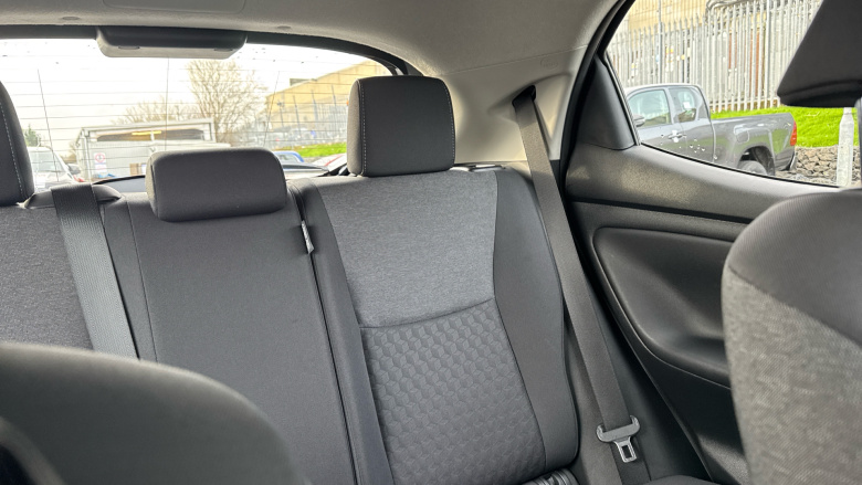 Toyota Yaris 1.5 Hybrid Icon 5dr CVT Hybrid Hatchback